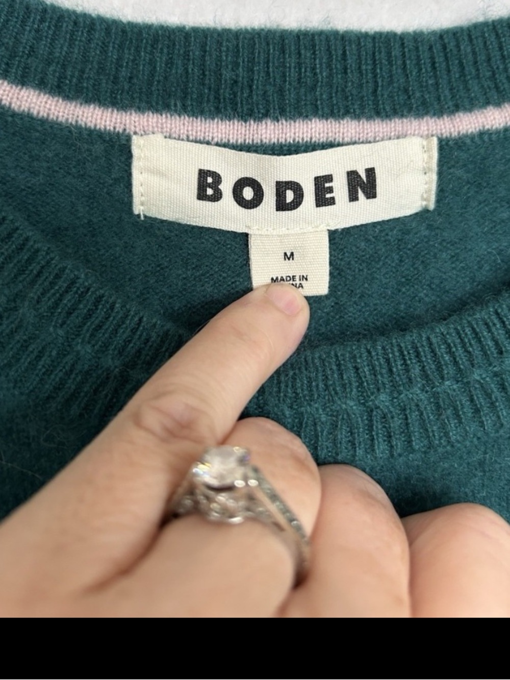 Boden Teal 100% Cashmere Crewneck Sweater Size Medium Runs Small EUC - Picture 3 of 7